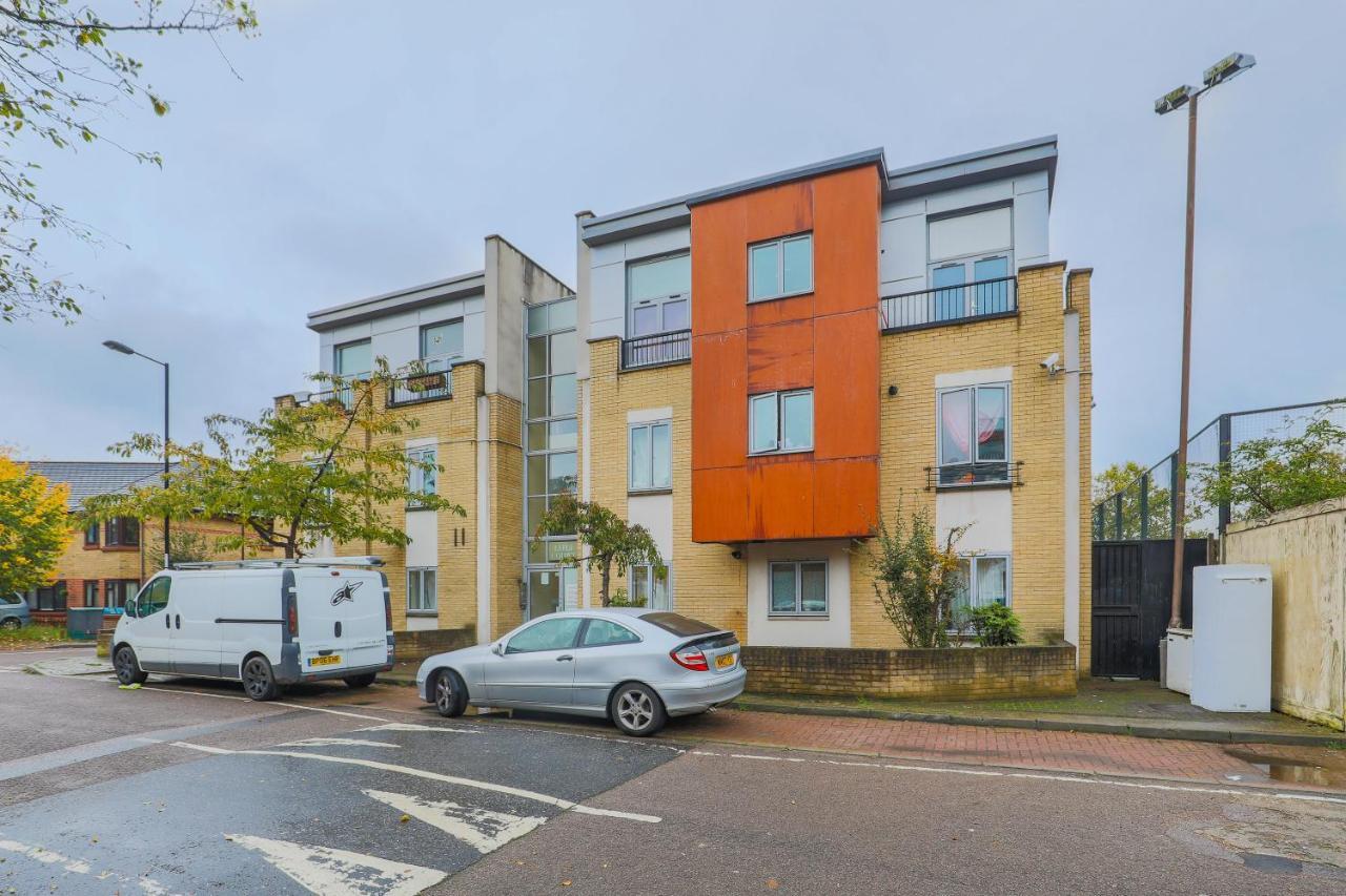 Apartment New Cross By Emerald *